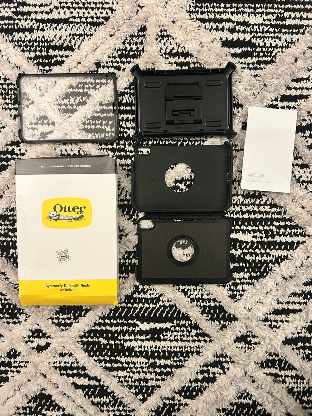 iPad mini 6th generation black otterbox case new in box